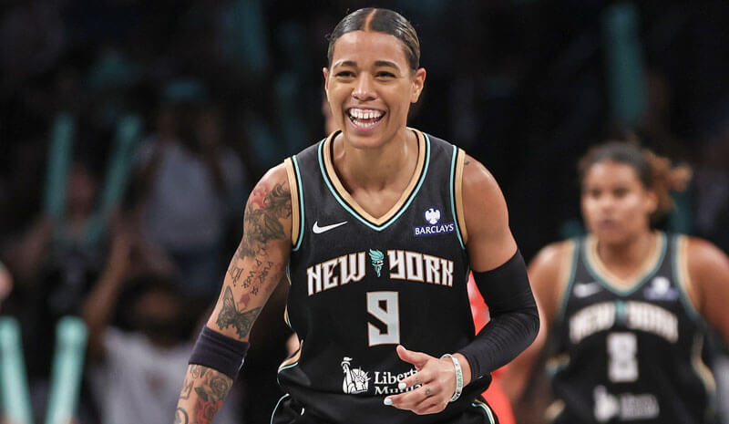 Fever vs Liberty Predictions, Picks & Odds for Tonight’s WNBA Game