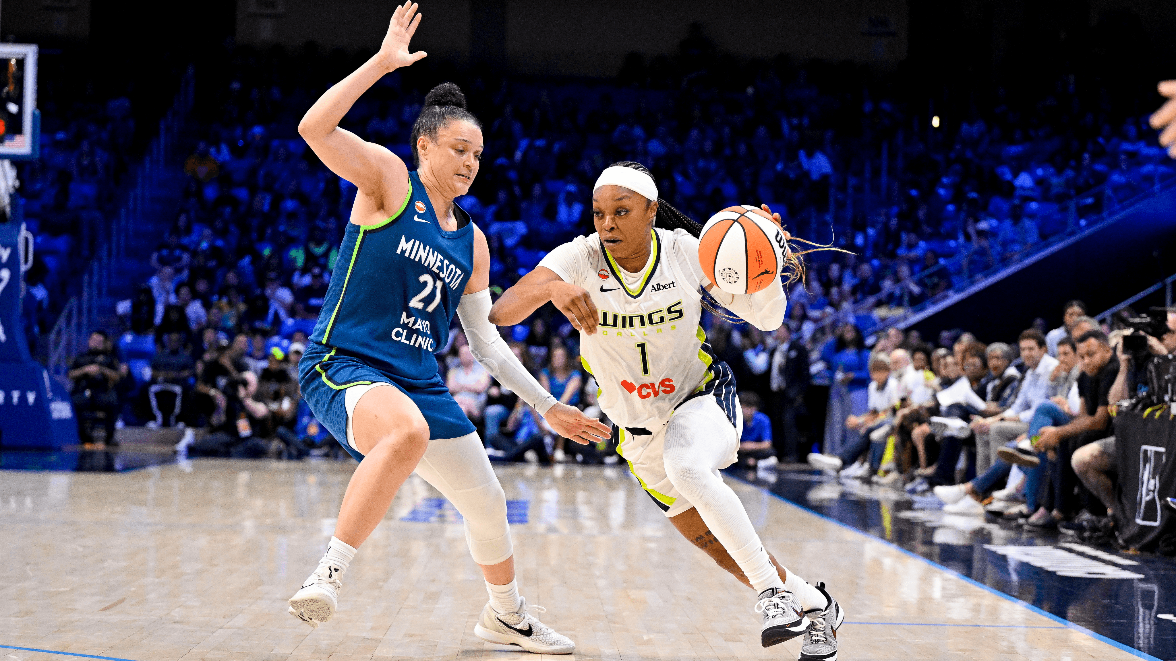 Lynx vs Mercury Prediction, Picks & Odds for Tonight’s WNBA Game