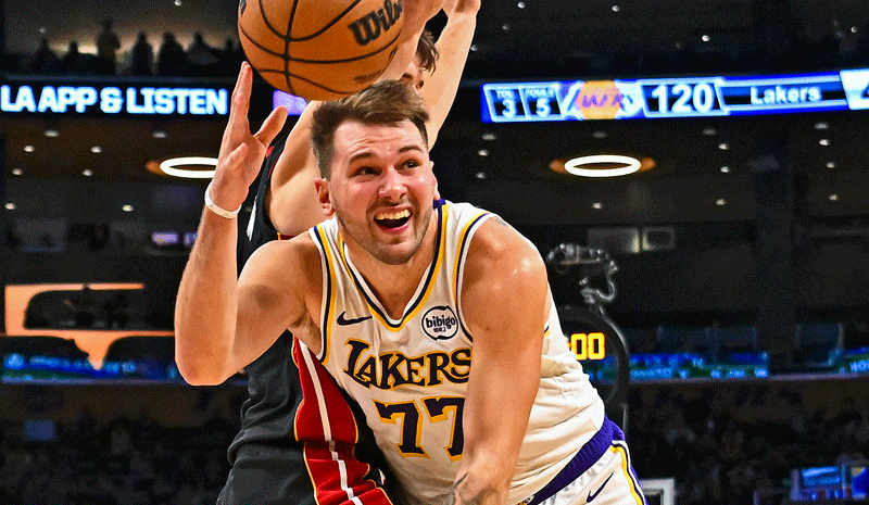 Lakers vs Trail Blazers Prediction, Picks & Odds for Tonight’s NBA Game