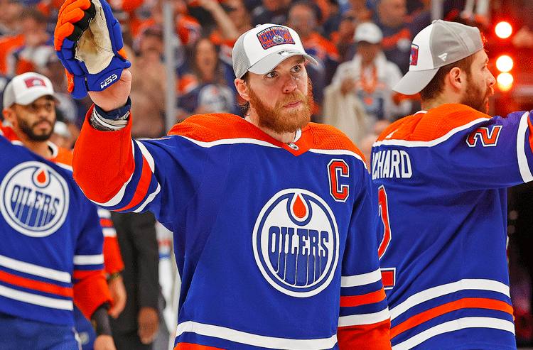 How To Bet - FanDuel's Conn Smythe Odds See Wild Movement Before McDavid Captures Honor