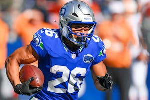 Texans vs Seahawks Predictions, Best Bets, Props & Odds for Monday Night Football