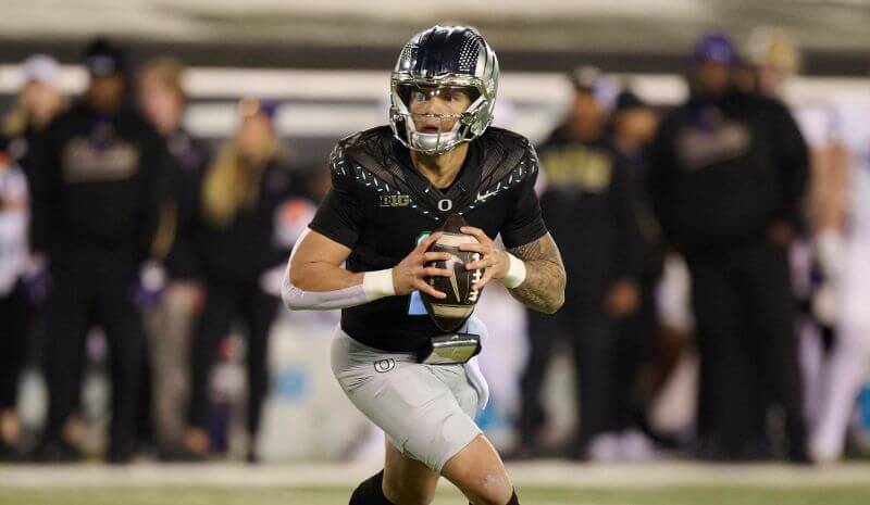 Dillon Gabriel Oregon Ducks NCAAF