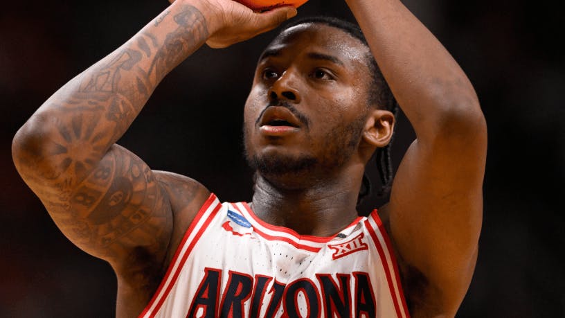 Early Michigan vs Arizona Predictions, Picks & Odds for Final Four