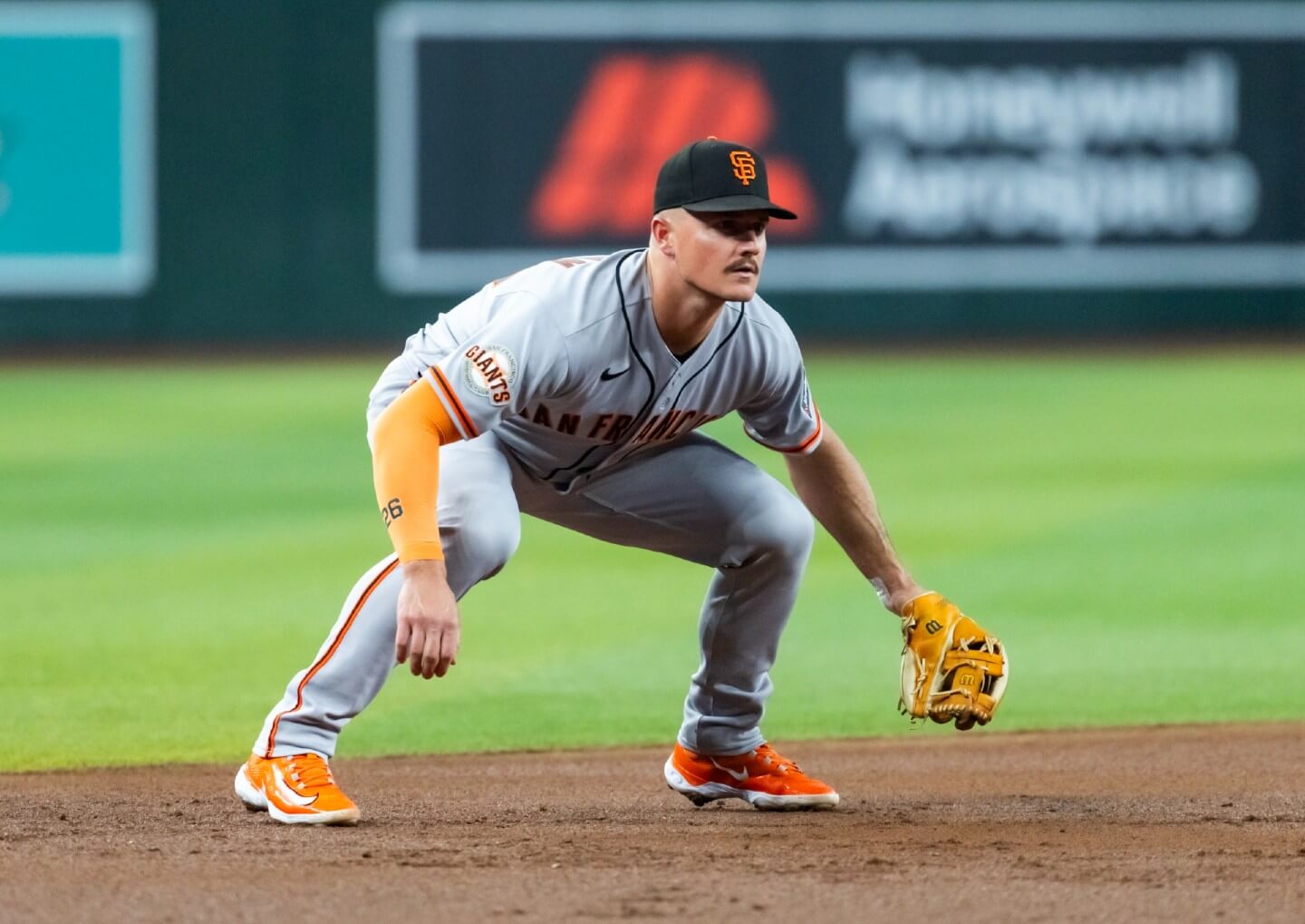 How To Bet - 2026 MLB Gold Glove Award Odds: AL and NL Favorites by Position