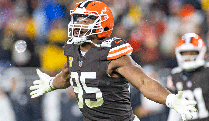 How To Bet - 2025-26 NFL Defensive Player of the Year Award Odds: Garrett Favored After Browns Extension