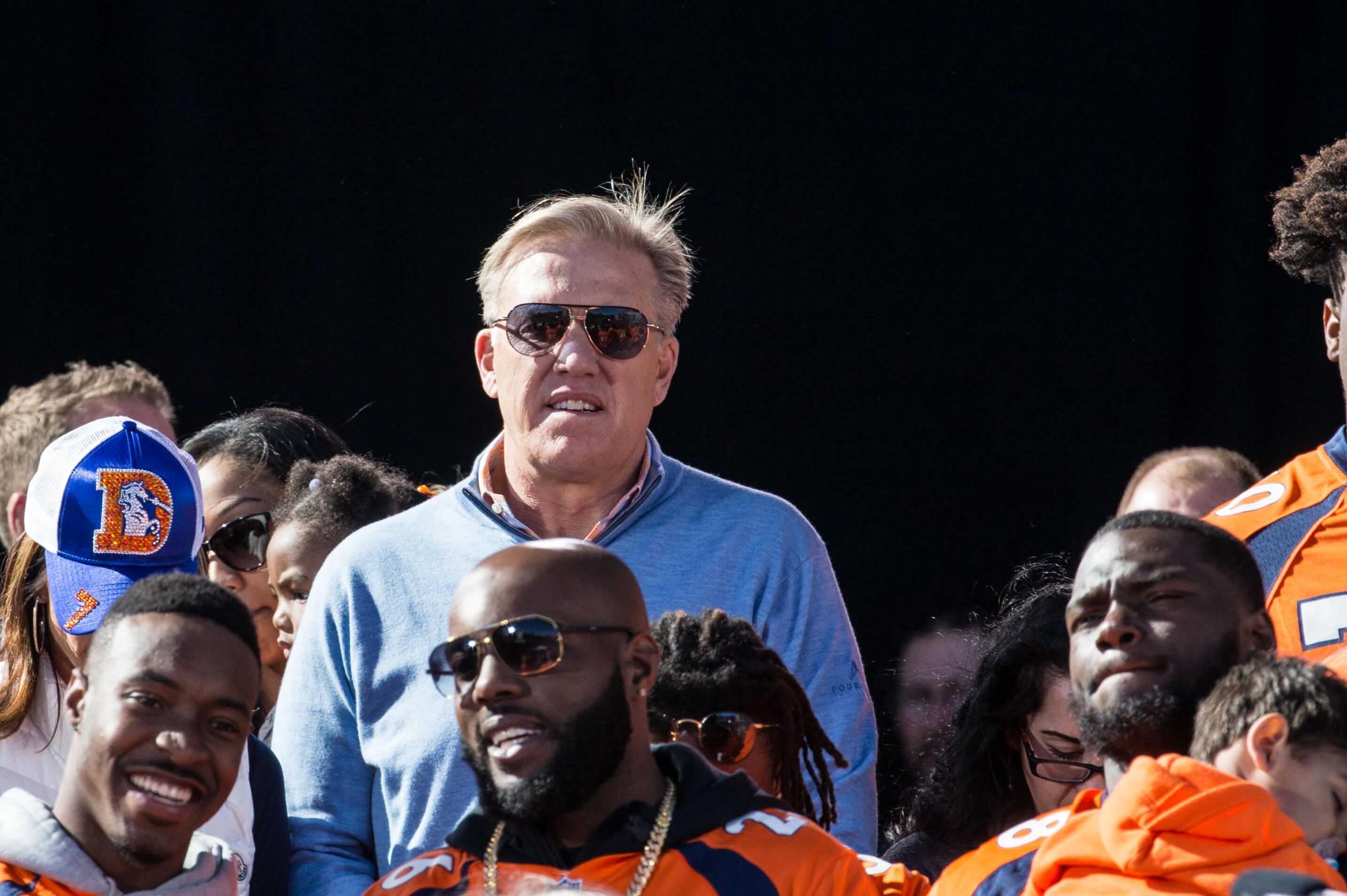 How To Bet - The Best Super Bowl Party in Denver: Miles the Mascot and Expert Mixologists