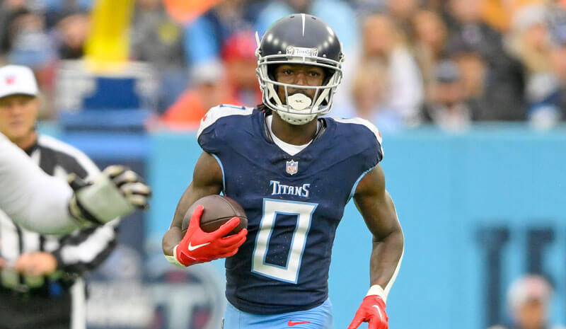 Texans vs Titans Predictions, Picks, & Best Bets for NFL Week 18