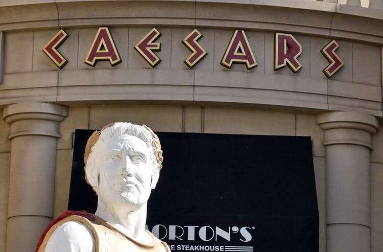 Caesars statue