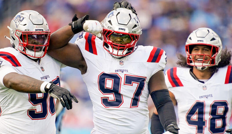 Browns vs Patriots Predictions, Picks & Best Bets for NFL Week 8