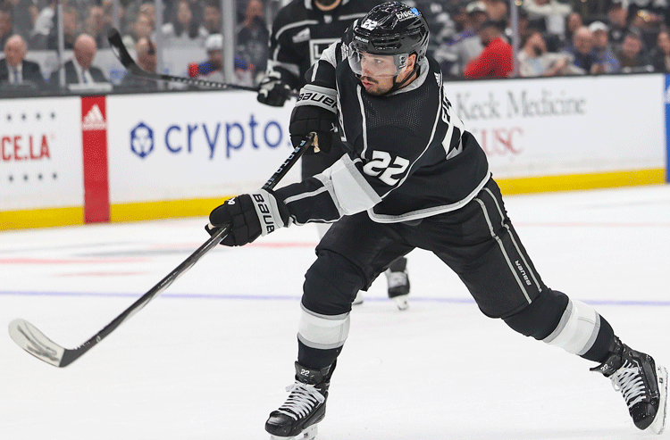 Kings vs Oilers Predictions, Picks, and Odds for Tonight’s NHL Playoff Game