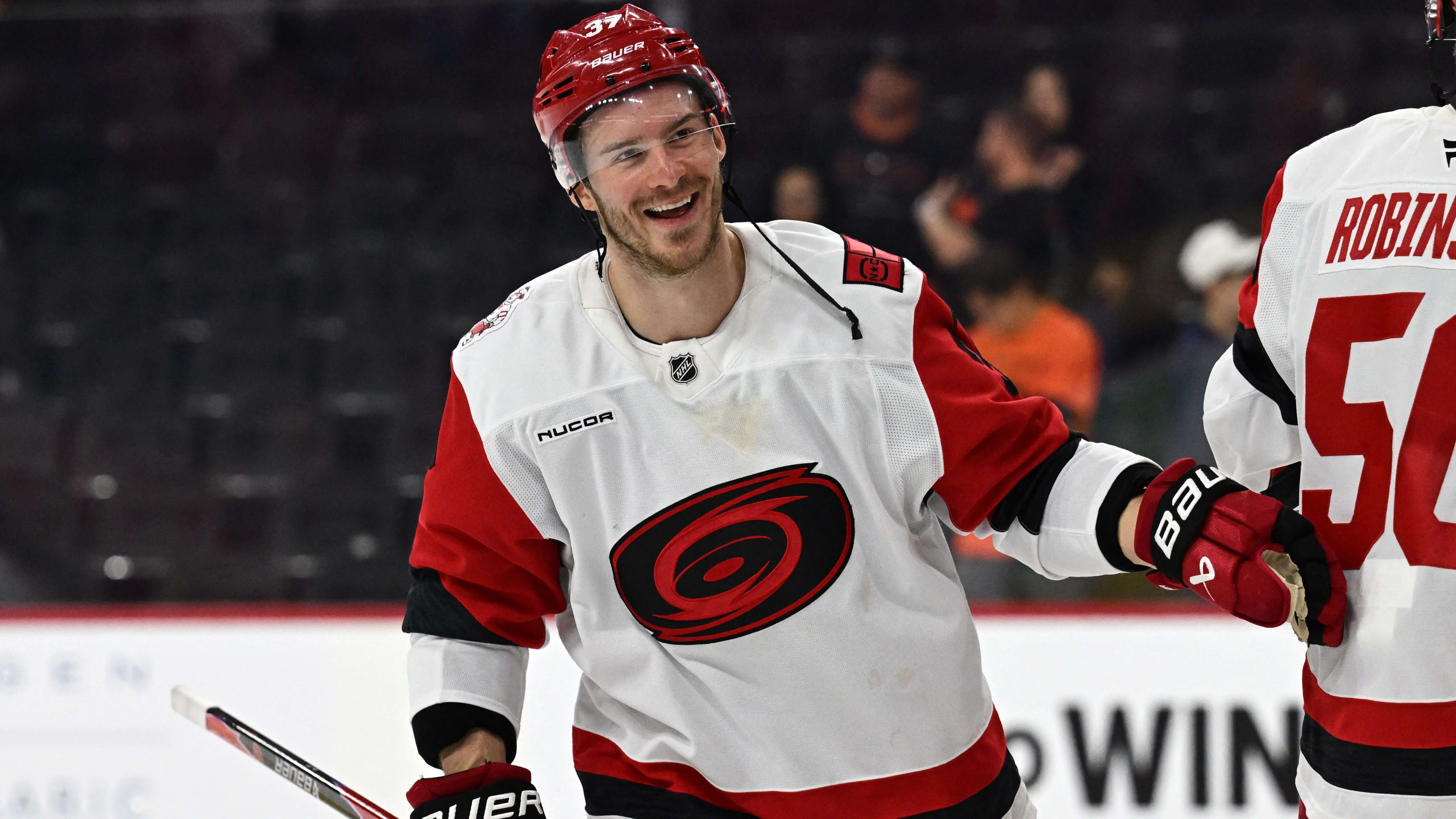How To Bet - Hurricanes vs Flyers Prediction, Picks & Best Bets for Tonight's NHL Playoffs Game 4