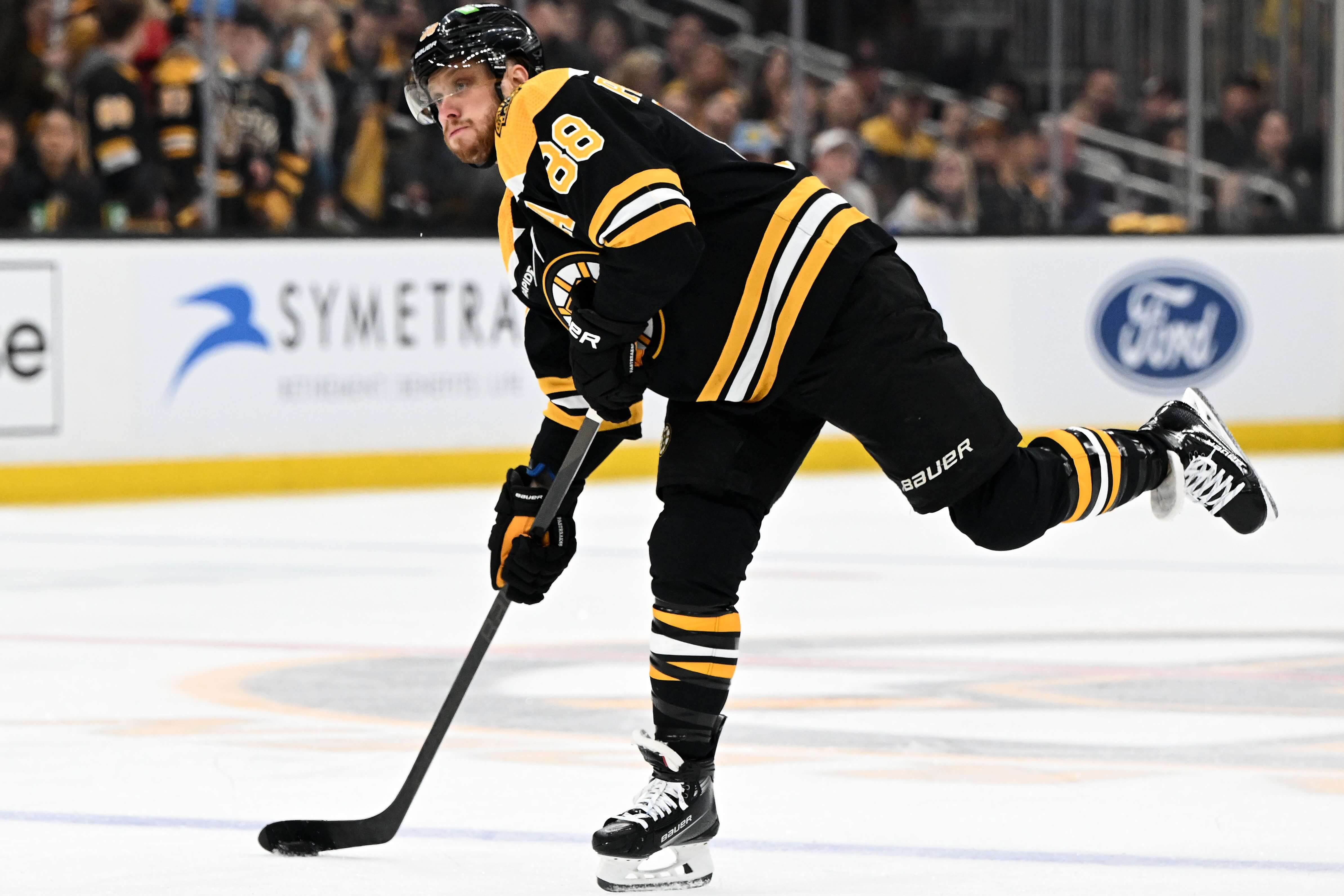 Patrice Bergeron Game 6 Player Props: Bruins vs. Panthers
