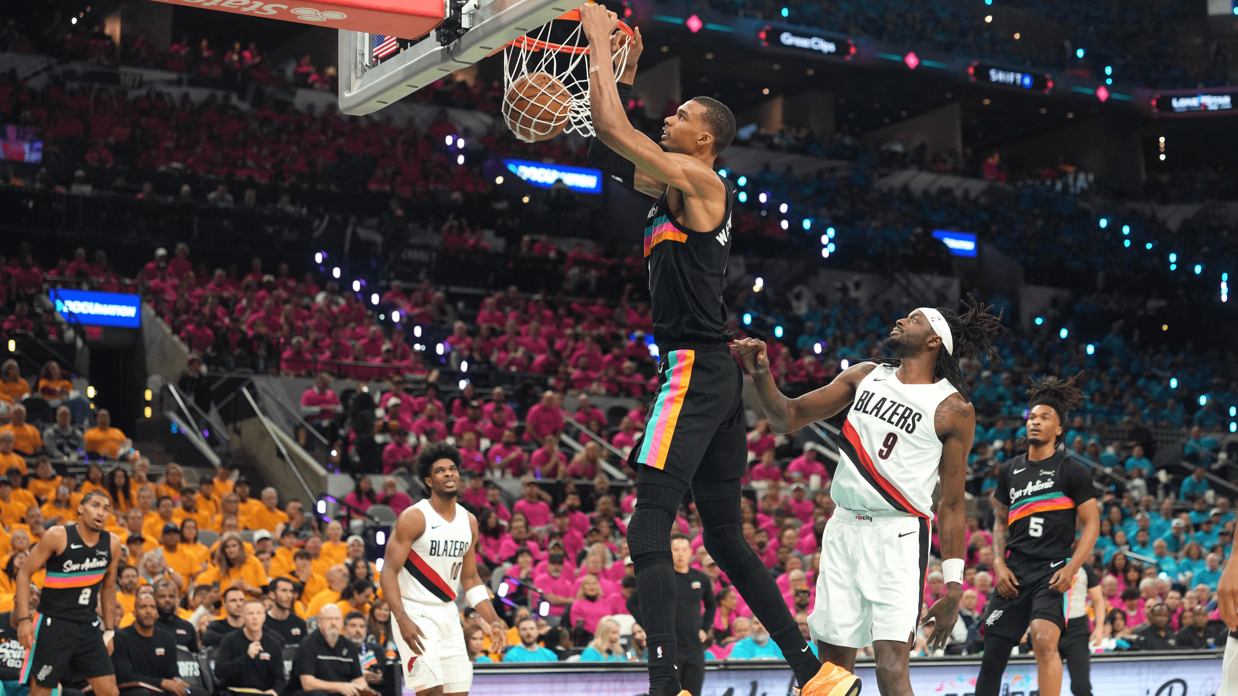 How To Bet - Trail Blazers vs Spurs Prediction, Picks & Odds for NBA Playoffs Game 2