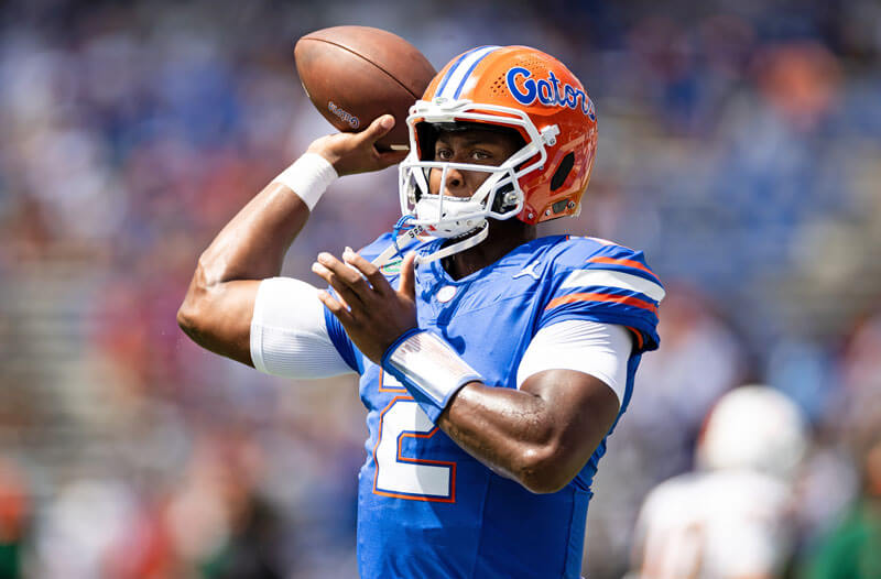 How To Bet - Texas A&M vs Florida NCAAF Picks & Predictions: Gators Ball Out in Gainesville