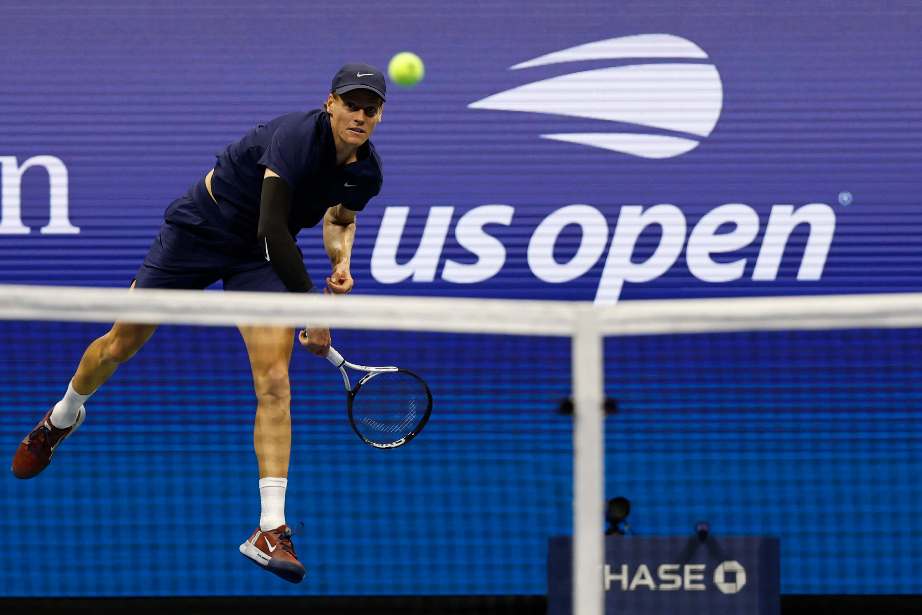 How To Bet - Drake Boasts $300K Stake Bet on Jannik Sinner to Win US Open