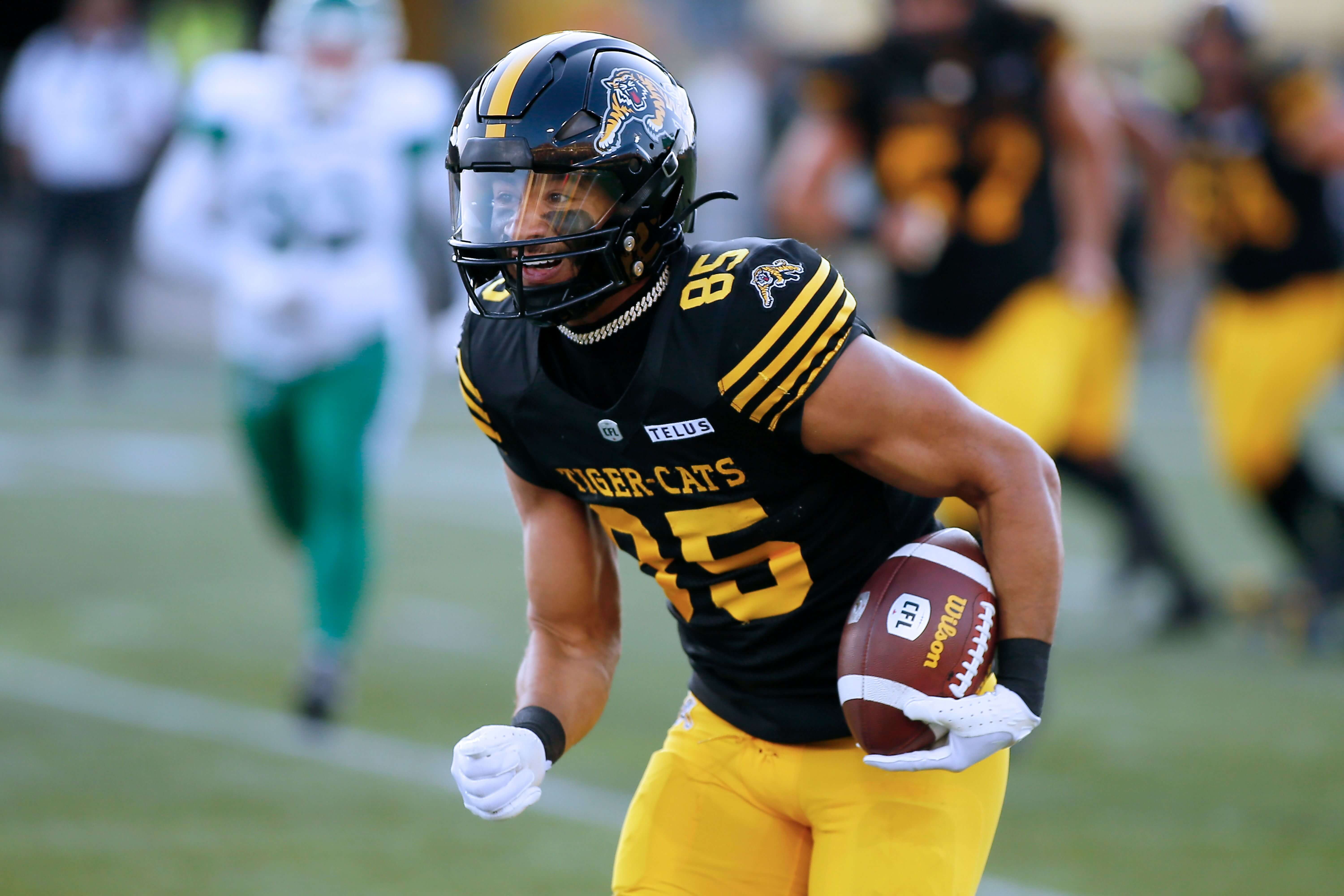How To Bet - Elks vs Tiger-Cats Prediction, Picks & Odds for CFL Week 19 