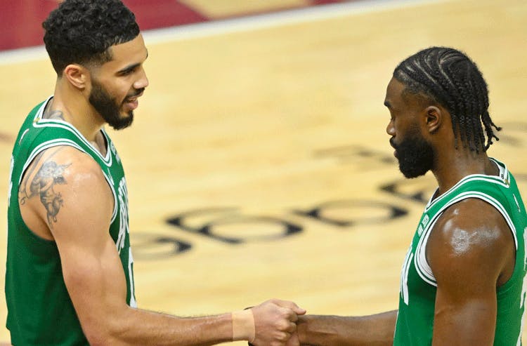 NBA Finals Game 2 Odds, Injuries & Last Minute News for Mavs vs. Celtics