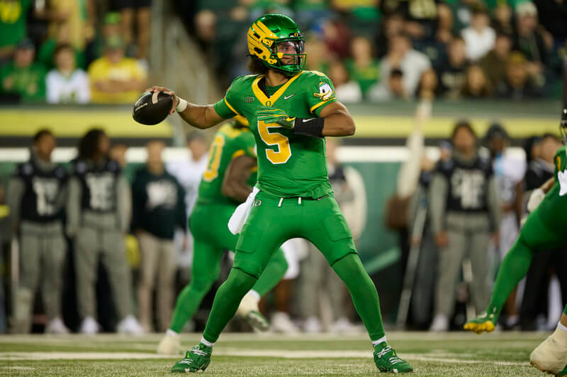 Oregon vs USC Prediction, Picks & Early Odds: College Football Week 4