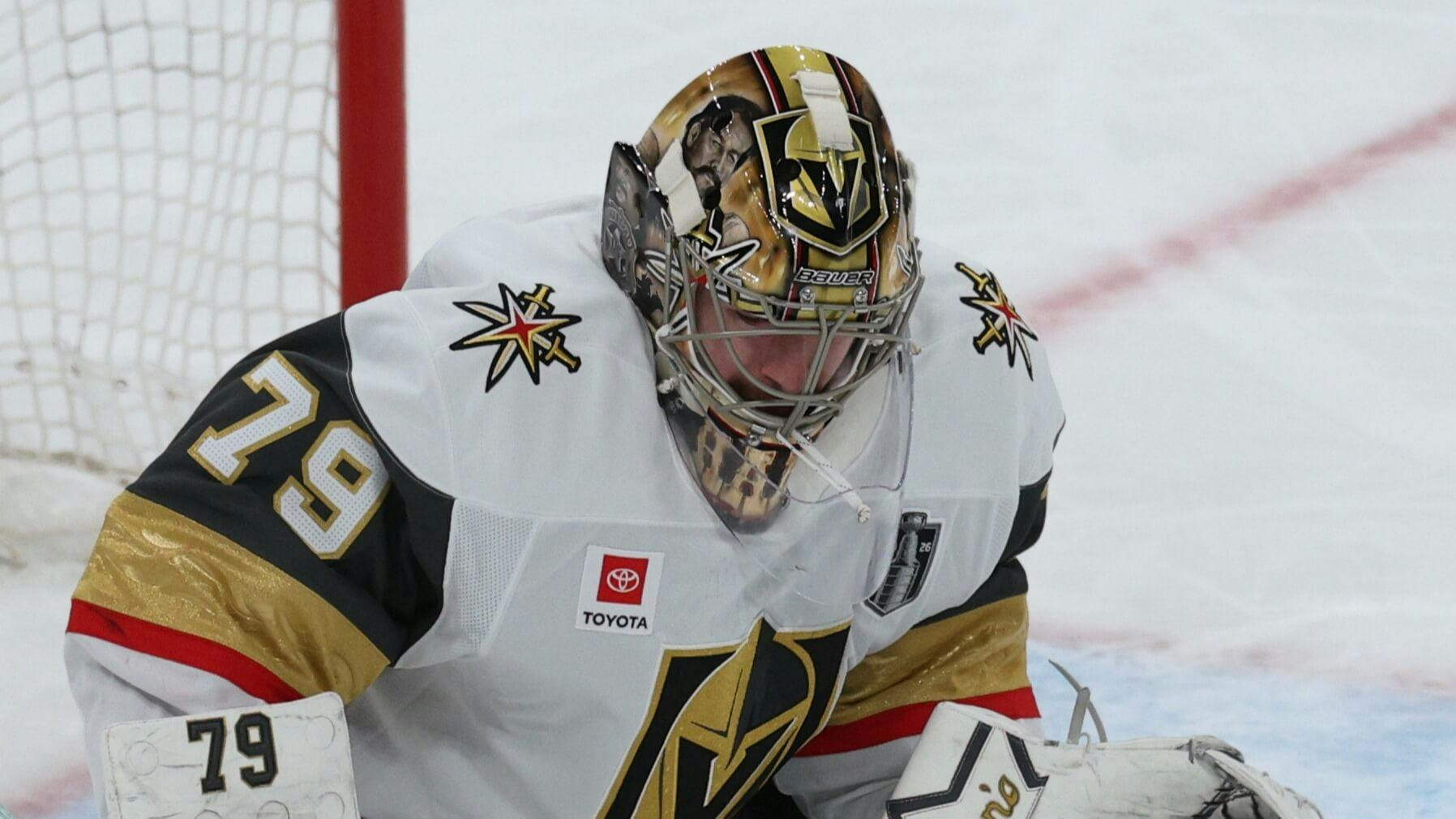 Hurricanes vs Golden Knights Prediction, Picks & Odds for Today's Stanley Cup Final Game 3