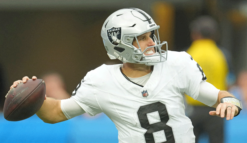 How To Bet - Chiefs vs Raiders Prediction, Picks & Early Odds: NFL Week 4
