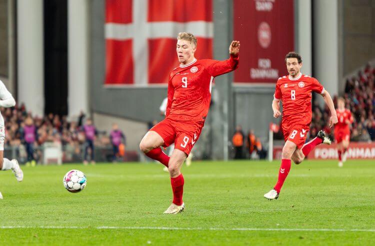 How To Bet - Slovenia vs Denmark Odds, Picks & Predictions: A Struggle For Offense on Day 3 of Euro 2024