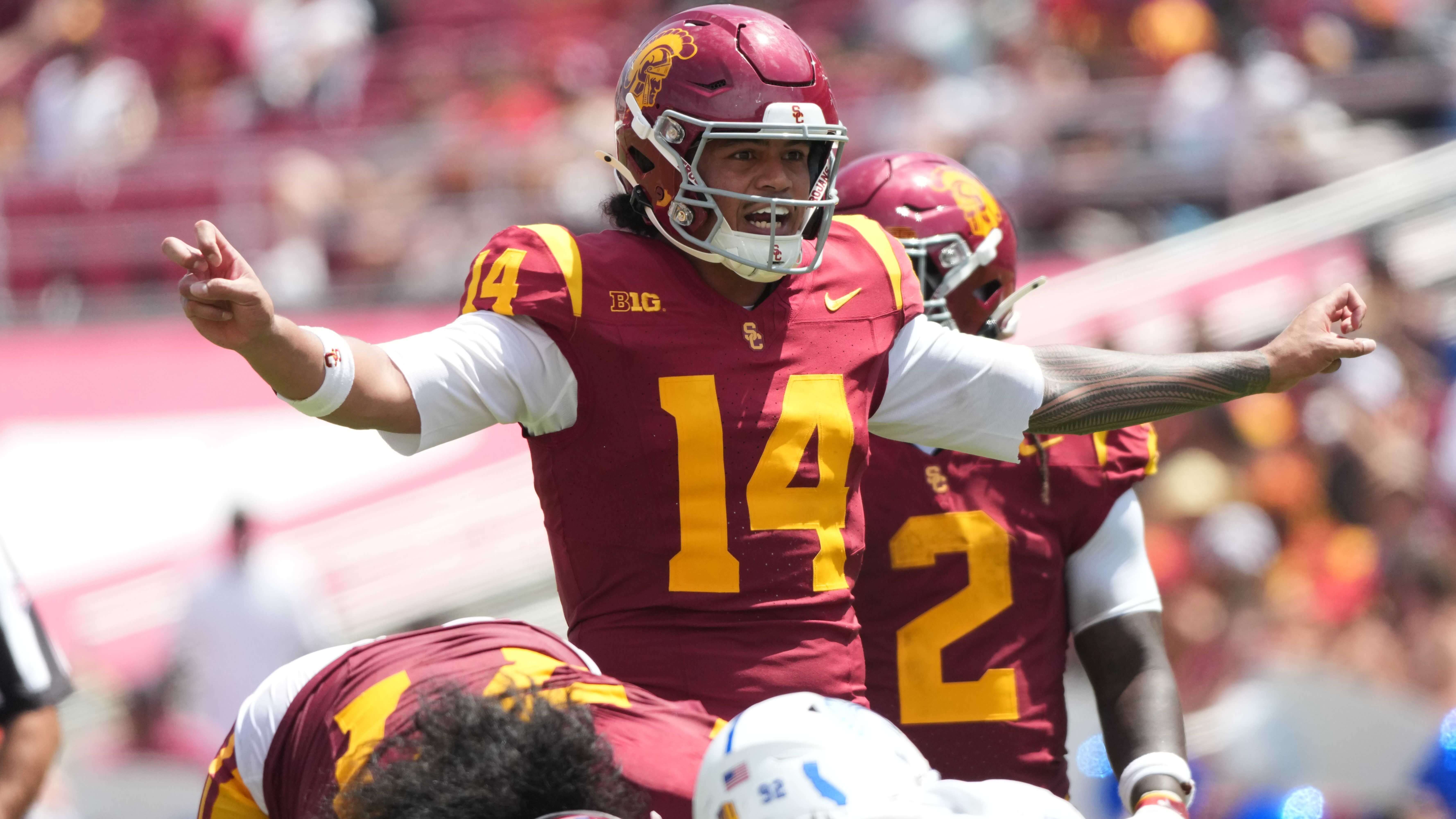  USC quarterback Jayden Maiava college football combos Week 1