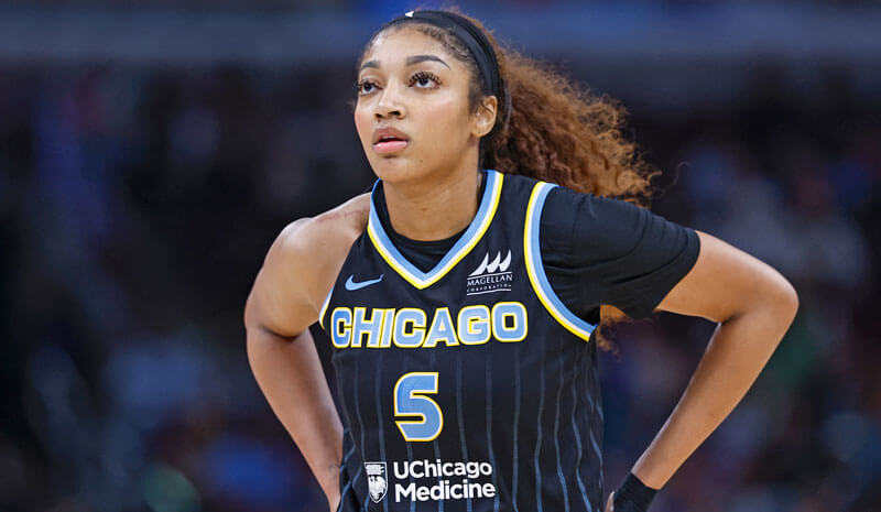 Sky vs Valkyries Predictions, Picks & Odds for Tonight’s WNBA Game 
