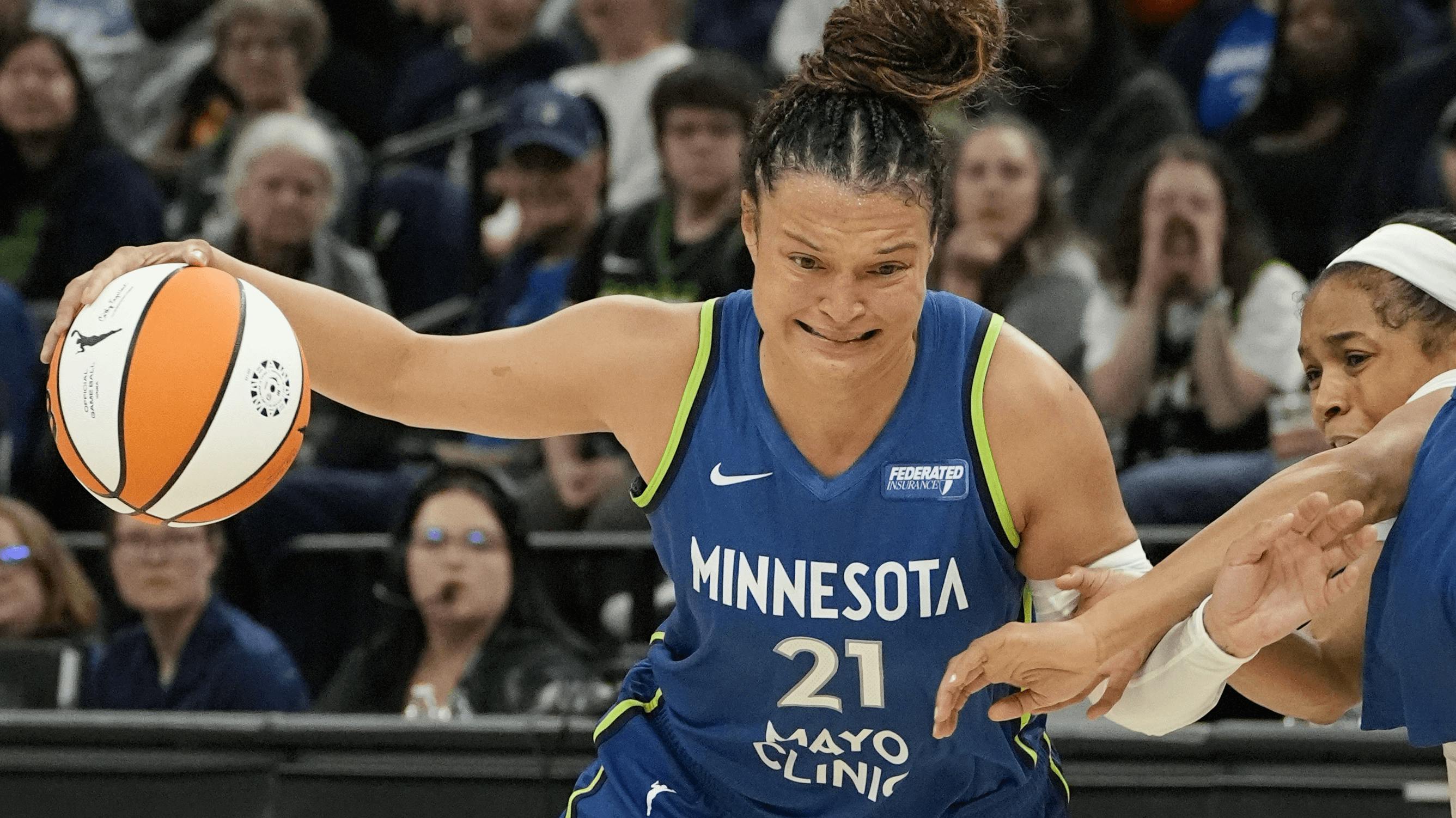 Lynx vs Valkyries Predictions, Picks & Odds for Tonight's WNBA Game