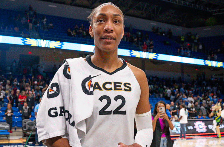 Aces vs Sparks Predictions, Picks, Odds for Tonight’s WNBA Game