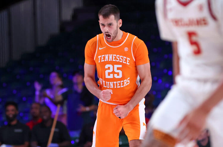 Santiago Vescovi Tennessee Volunteers college basketball