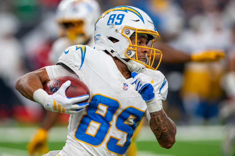 How To Bet - 49ers vs Chargers Prediction, Picks & Odds for Tonight's NFL Preseason Game