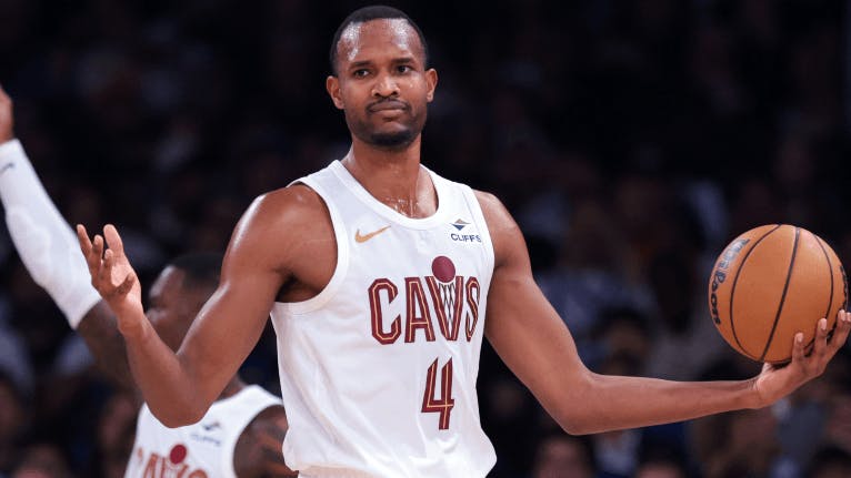 Knicks vs Cavaliers Prediction, Picks & Odds for NBA Playoffs Game 3