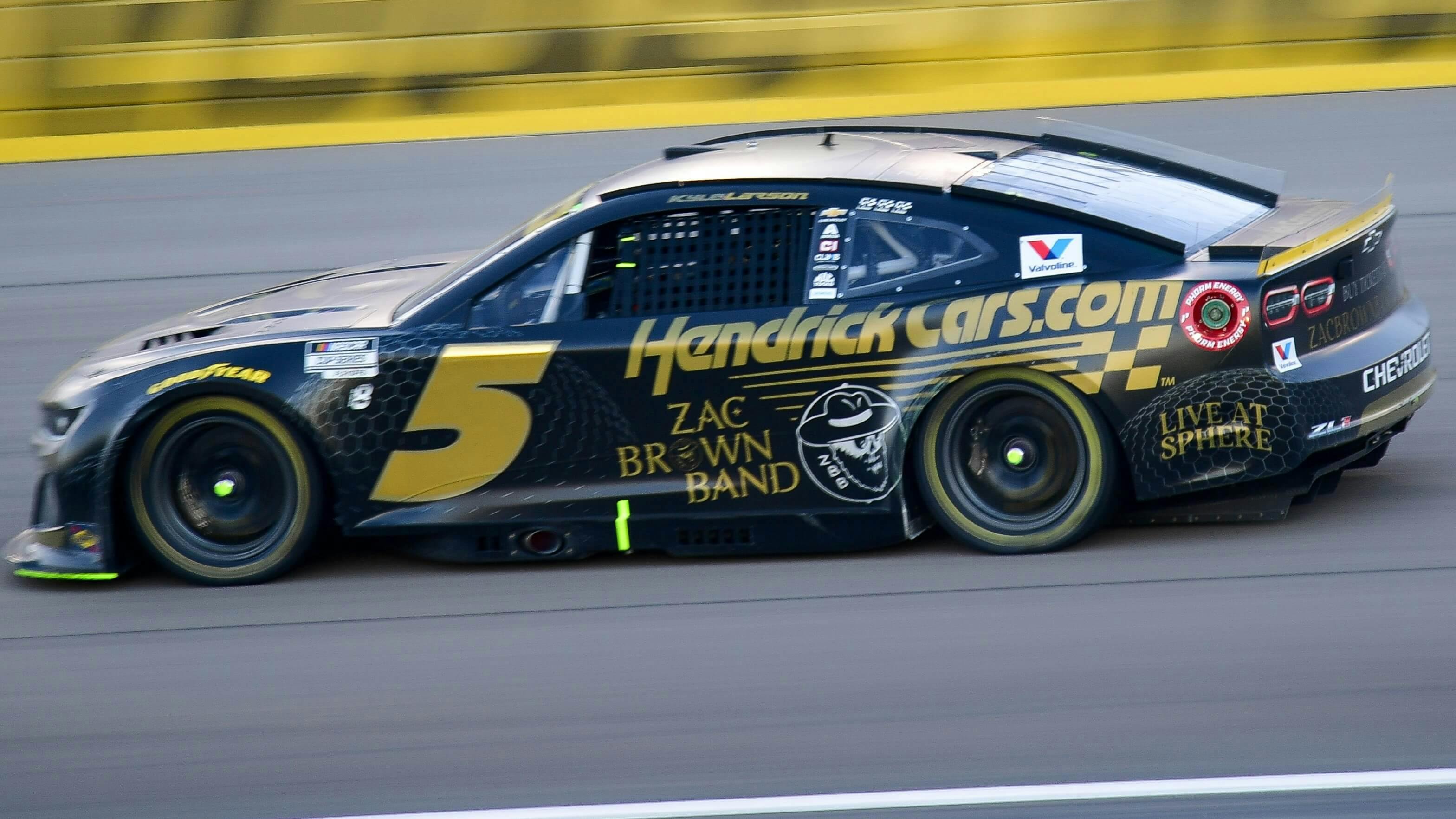 NASCAR Xfinity 500 Props & Best Bets — Martinsville Speedway 2025