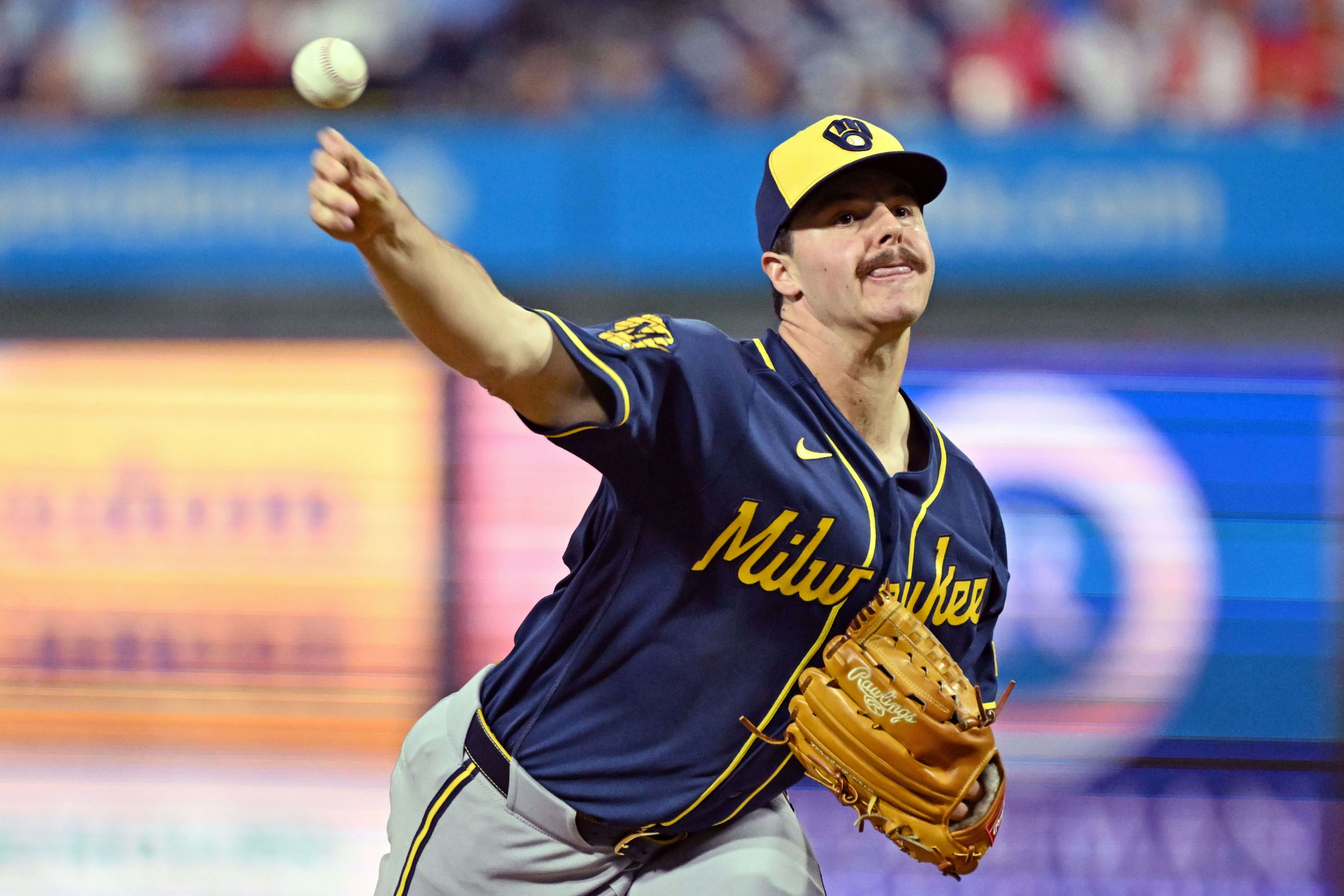 Padres vs Brewers Prediction & Odds: NLDS Game 2 MLB Picks Today & Home Run Prop