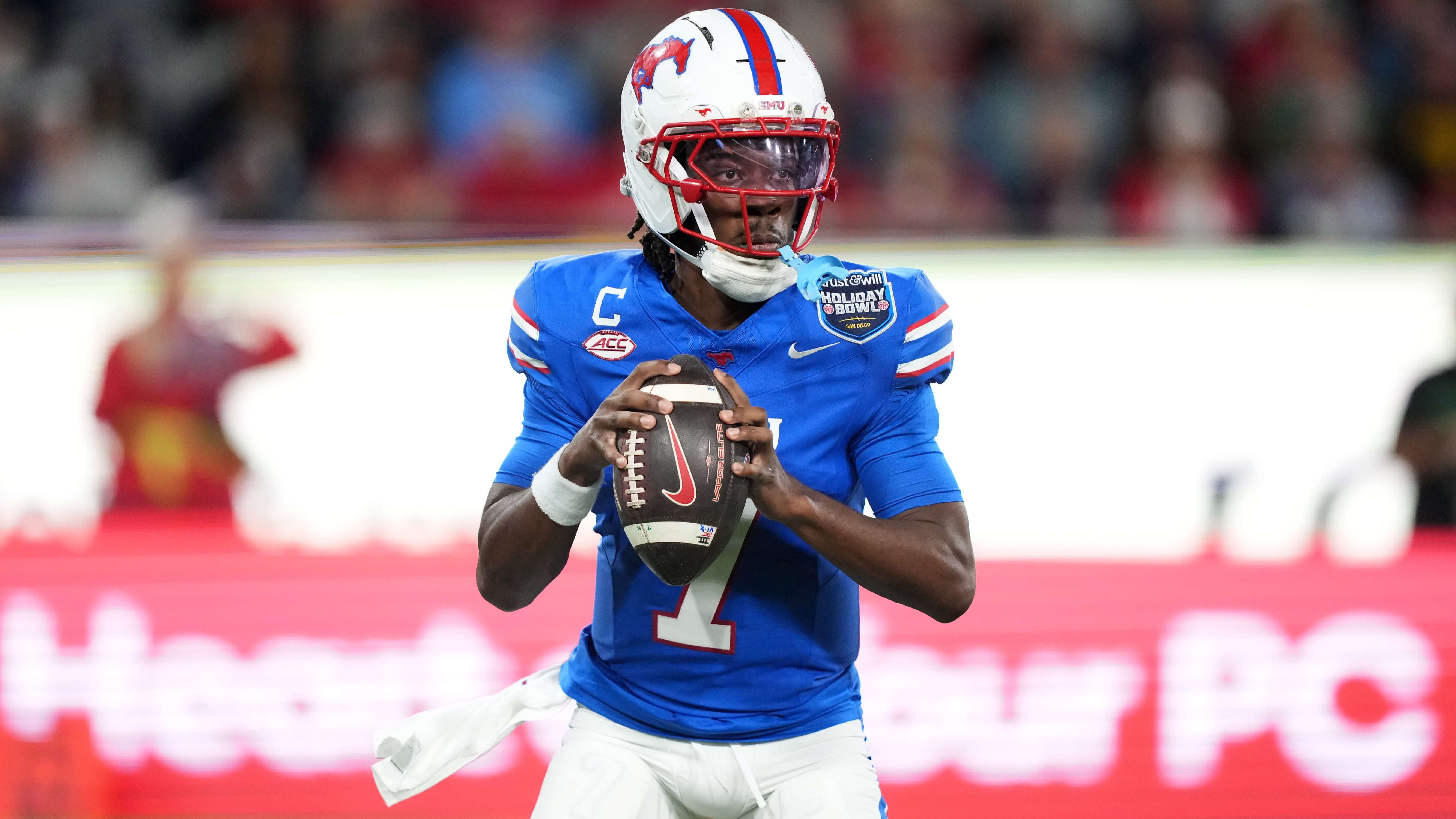 How To Bet - College Football Moneyline Picks for Week 1