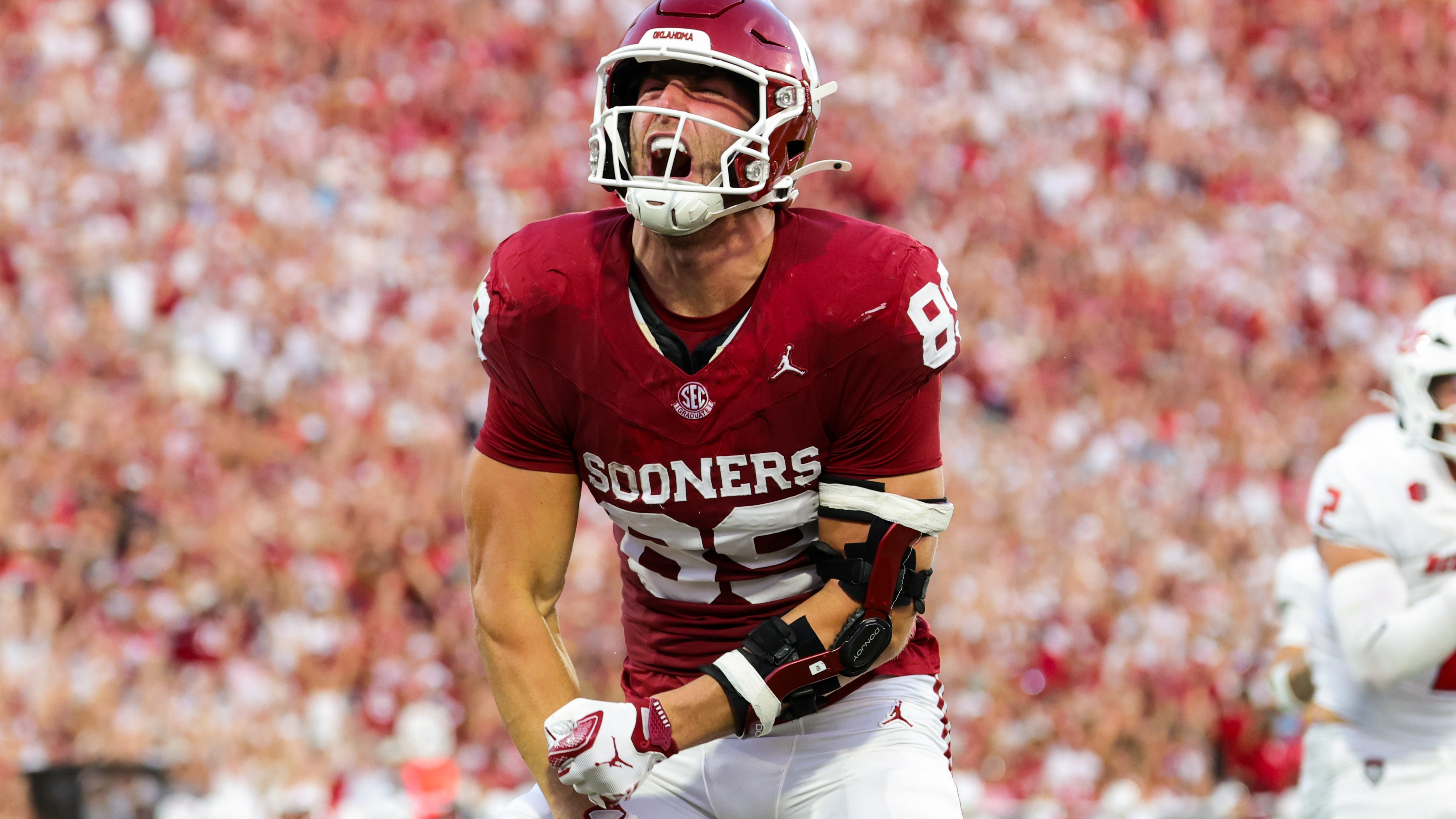 How To Bet - Texas vs Oklahoma Anytime Touchdown Scorer Predictions