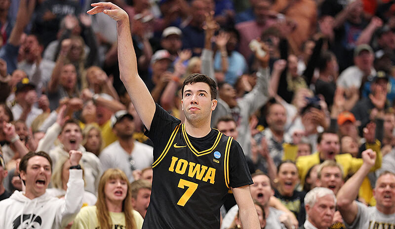 March Madness Odds 2026: Iowa Upsets Florida, Knocking Out a Tournament Favorite