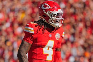 Commanders vs Chiefs Predictions - Early Picks & Odds for Monday Night Football Week 8