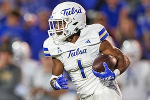 Tulsa vs East Carolina Prediction, Picks & Odds for Today — College Football Week 8