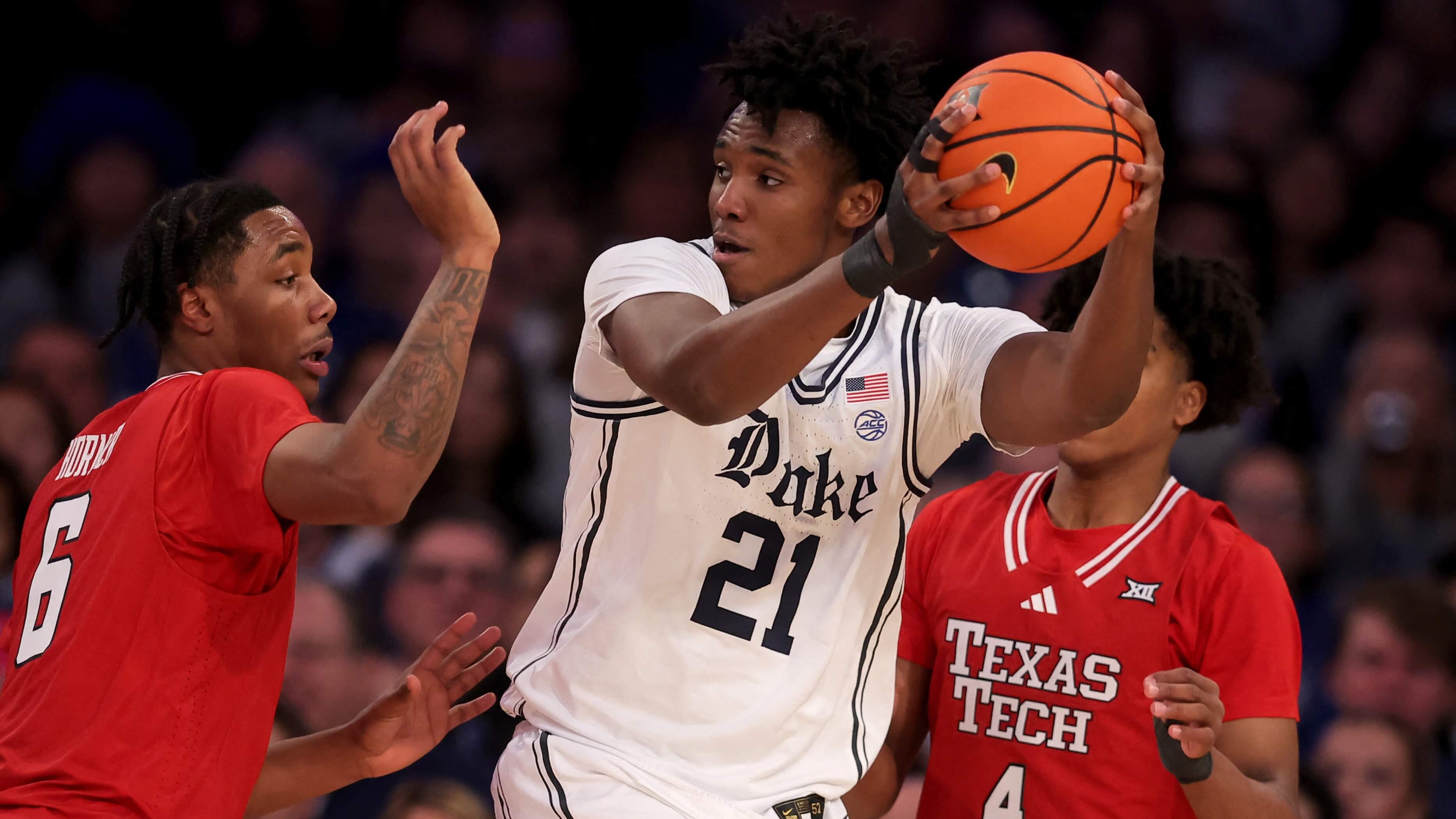 Louisville vs Duke Prediction, Picks & Odds for Tonight's College Basketball Game 