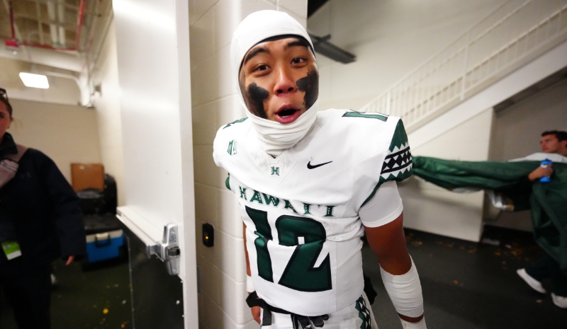Hawaii Rainbow Warriors quarterback Micah Alejado (12) celebrates.