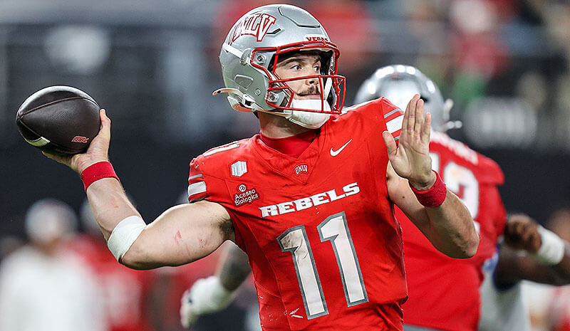 How To Bet - UNLV vs Hawaii Prediction, Picks & Odds: College Football Week 1