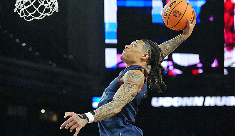 Live Illinois vs UConn Win Probability at Prediction Markets Like Kalshi