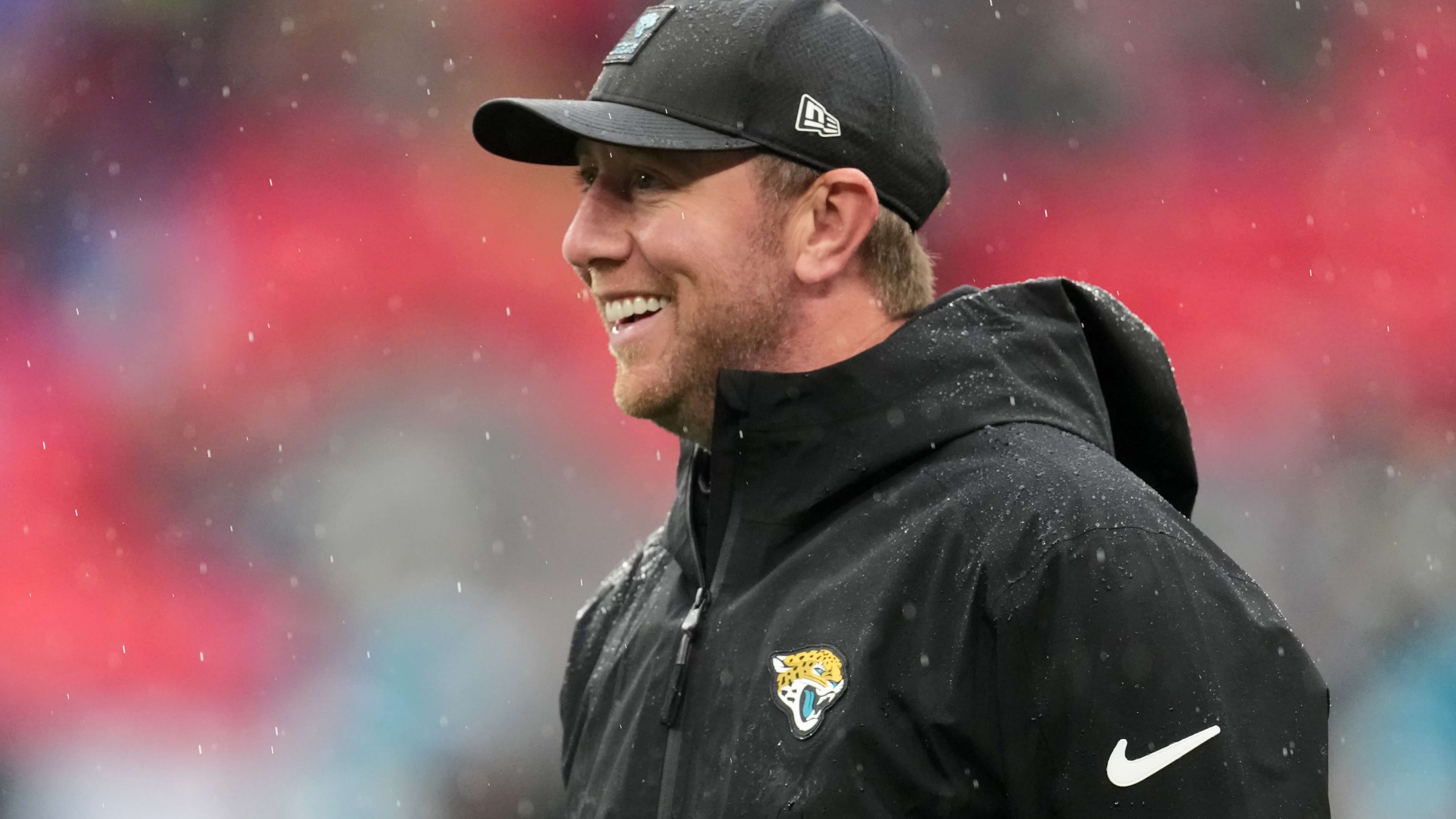 Jaguars vs Raiders Predictions - Early Picks & Odds for Week 9