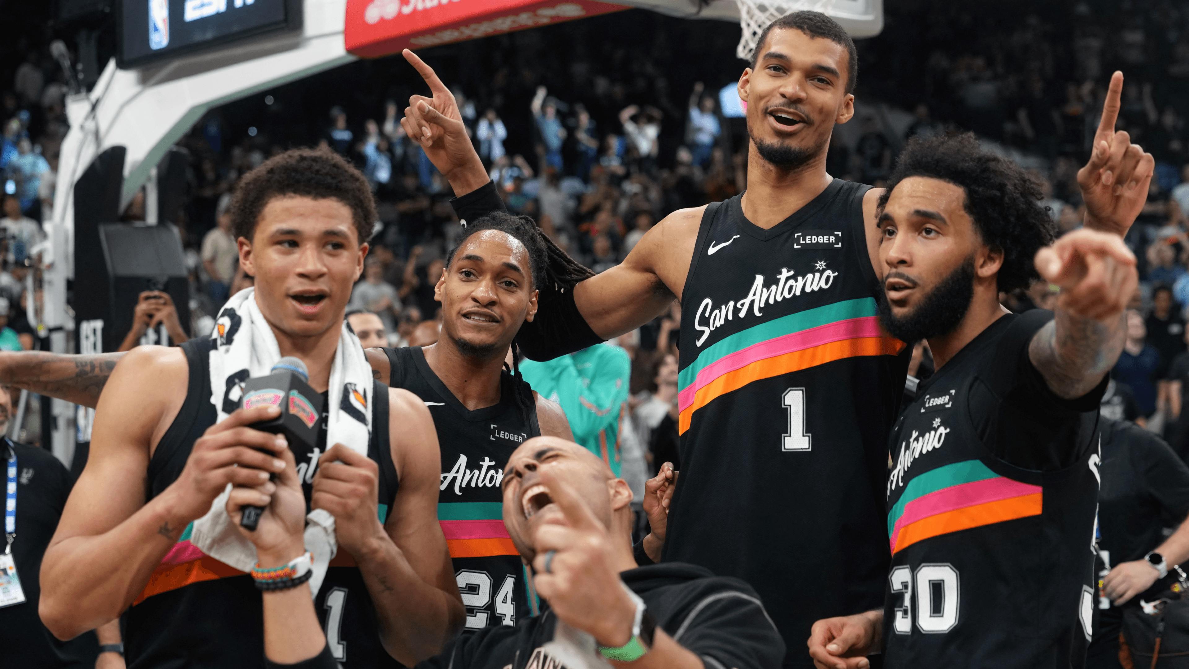 Spurs vs Clippers Prediction, Picks & Odds for Tonight’s NBA Game