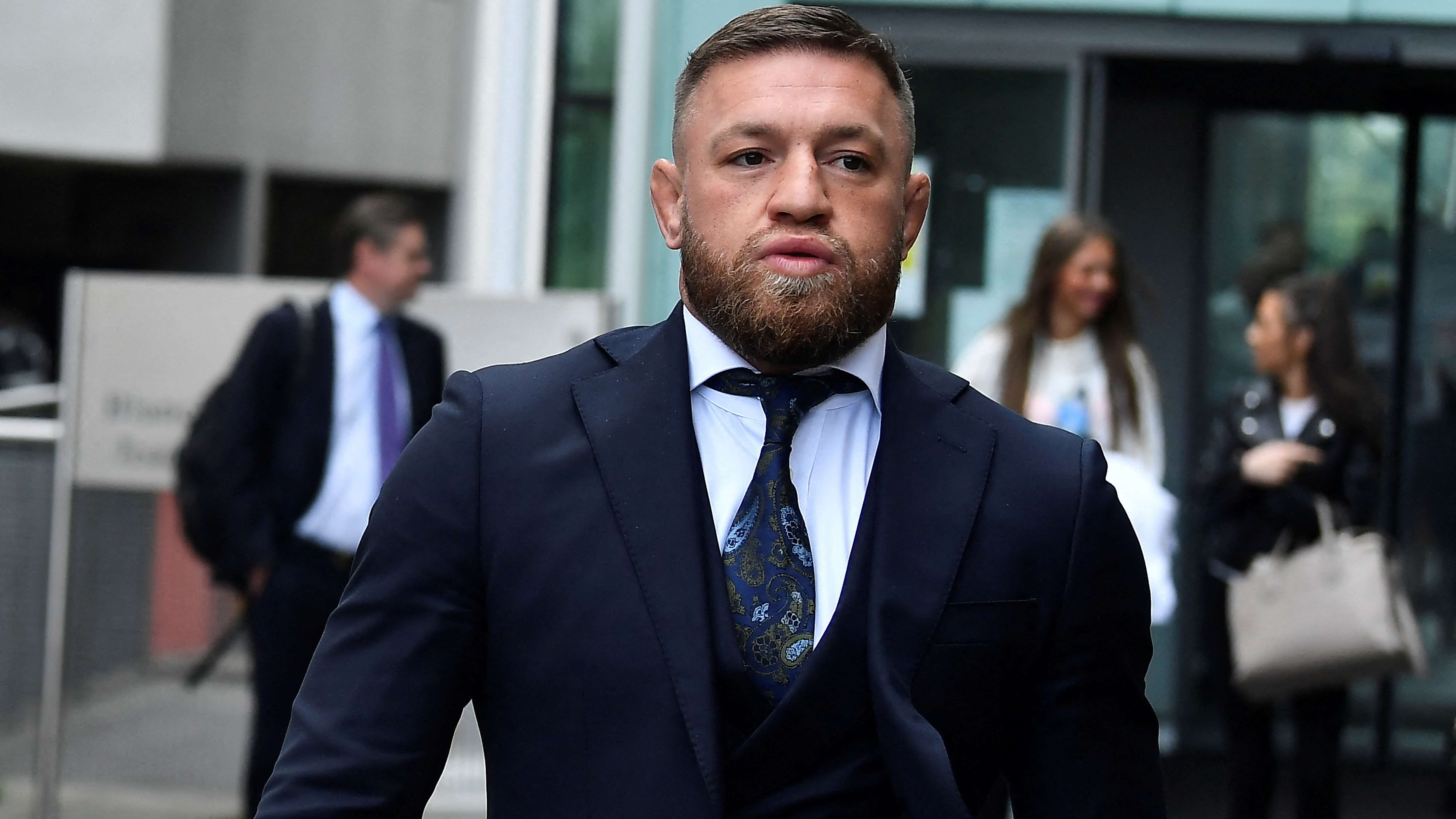 How To Bet - How To Stream McGregor vs Holloway 2 at UFC 329
