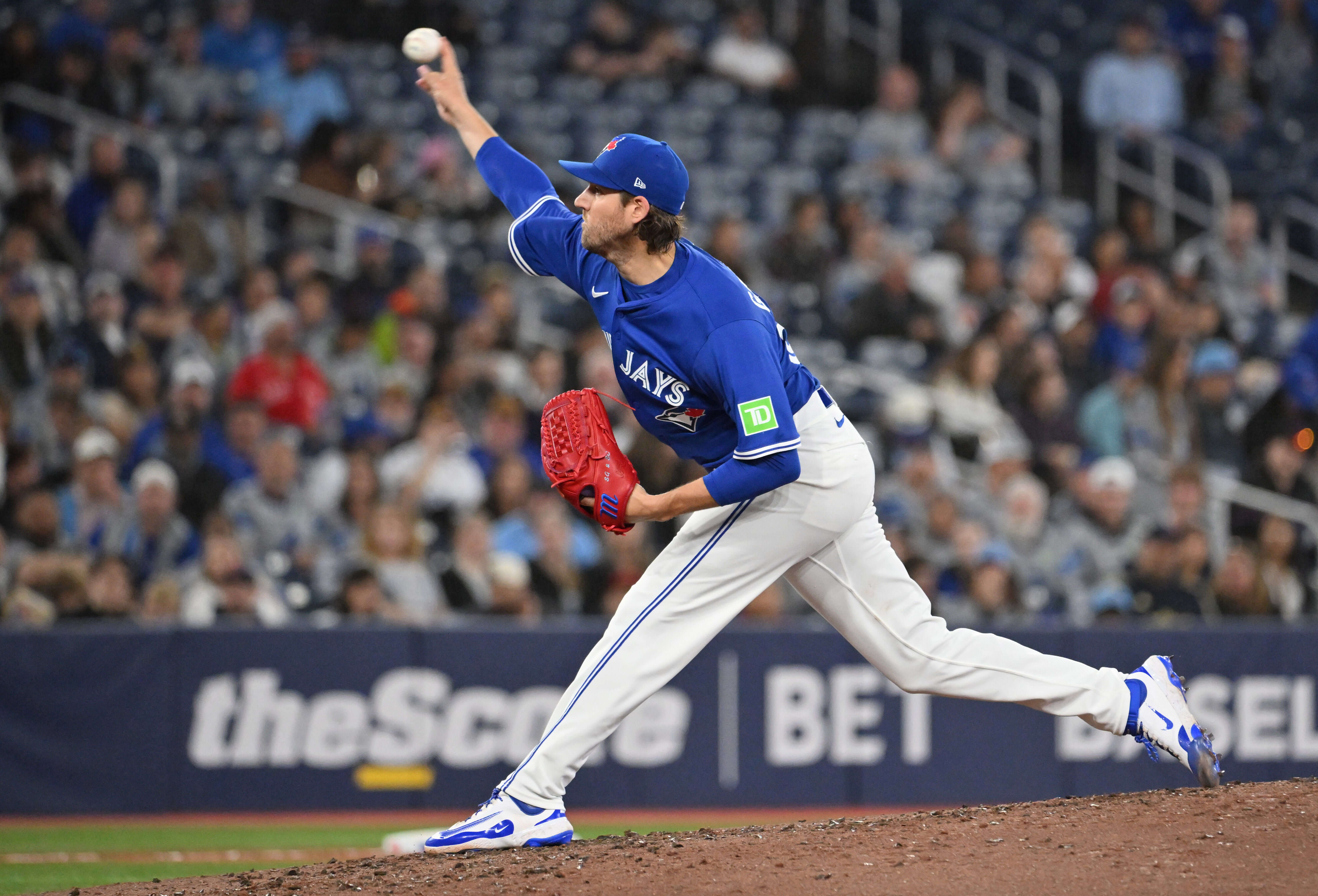 Toronto Blue Jays starting pitcher Kevin Gausman (34) delivers a pitch against the San Diego Padres in the second inning at Rogers Centre. Dan Hamilton-Imagn Images