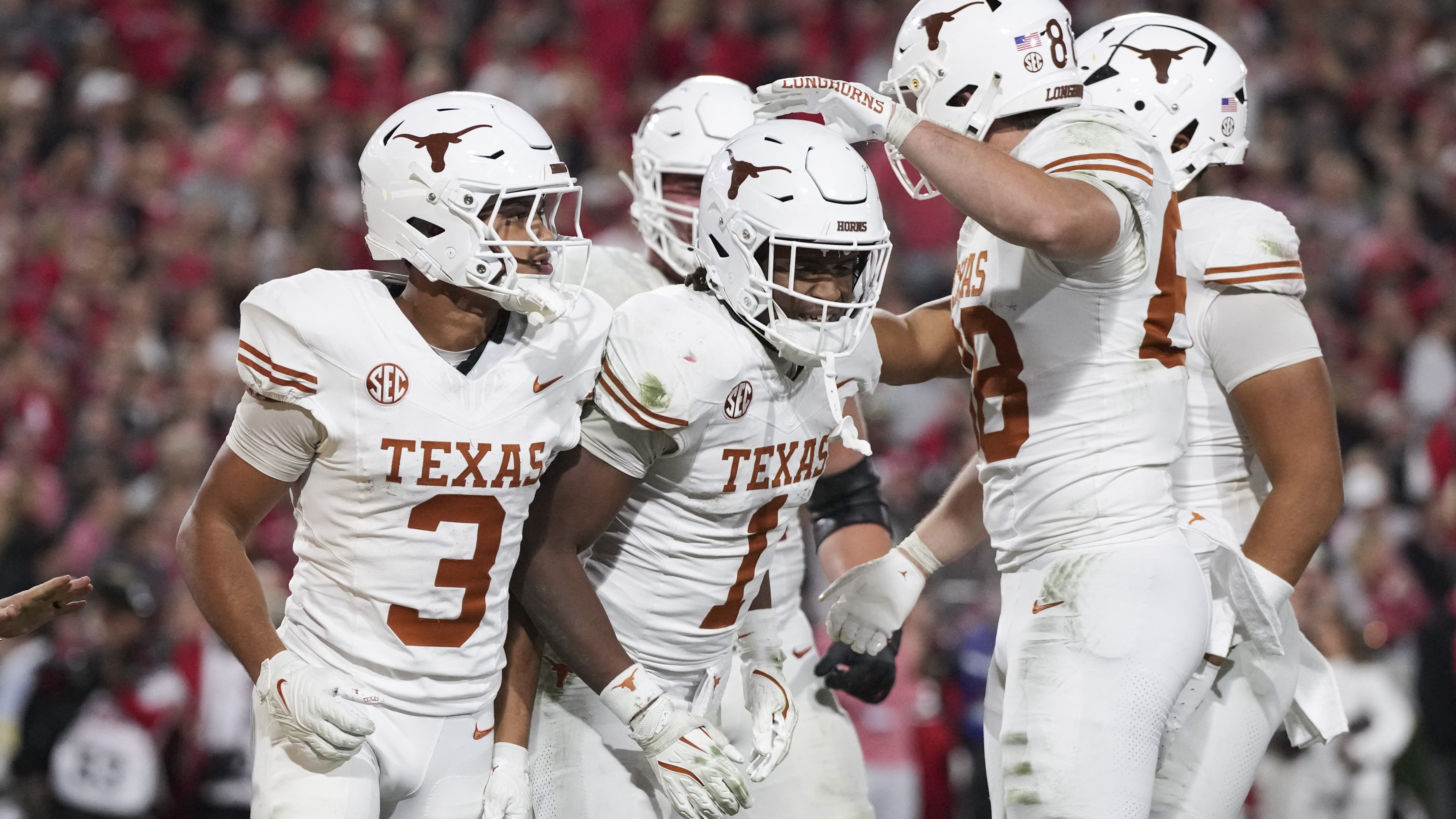 How To Bet - Texas State vs Texas Prediction, Picks & Odds: College Football Week 1