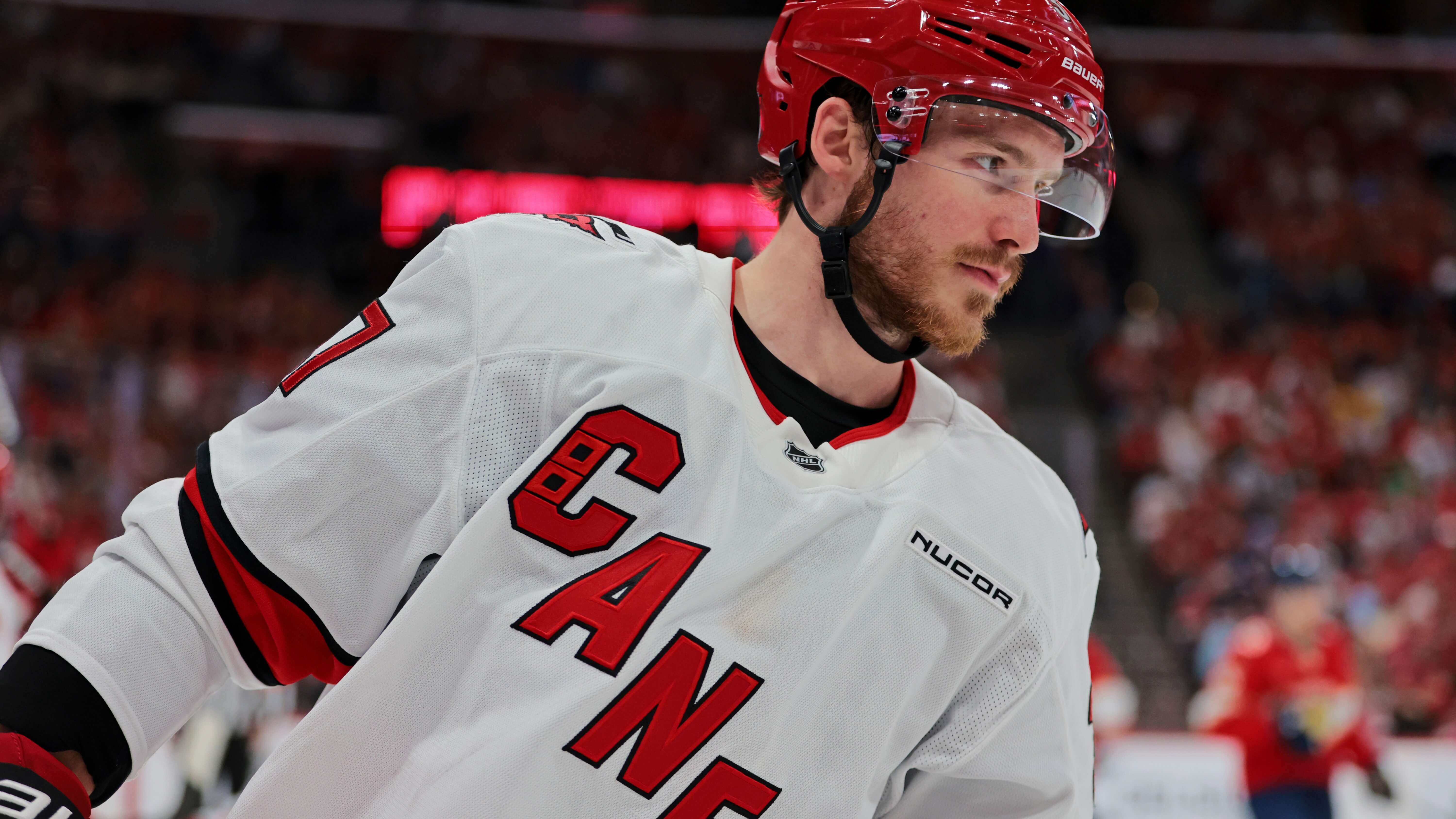 How To Bet - Panthers vs Hurricanes Prediction, Picks & Odds for Wednesday's NHL Playoffs Game 5