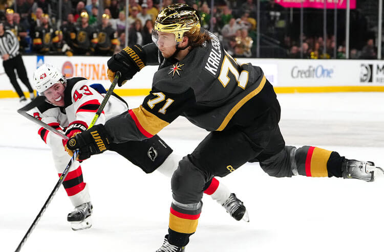 Blackhawks vs Golden Knights Predictions, Picks, and Odds for Tonight’s NHL Game